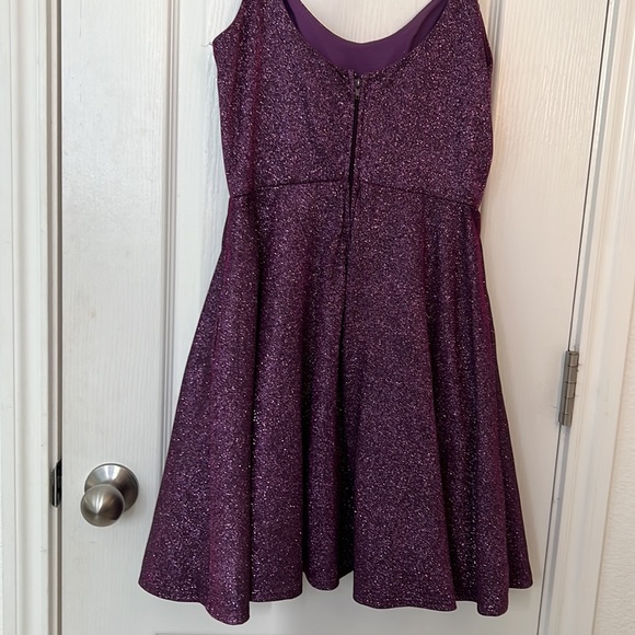 Super Cute homecoming/prom dress deep purple lots of sparkle. Size 5 - Picture 2 of 2